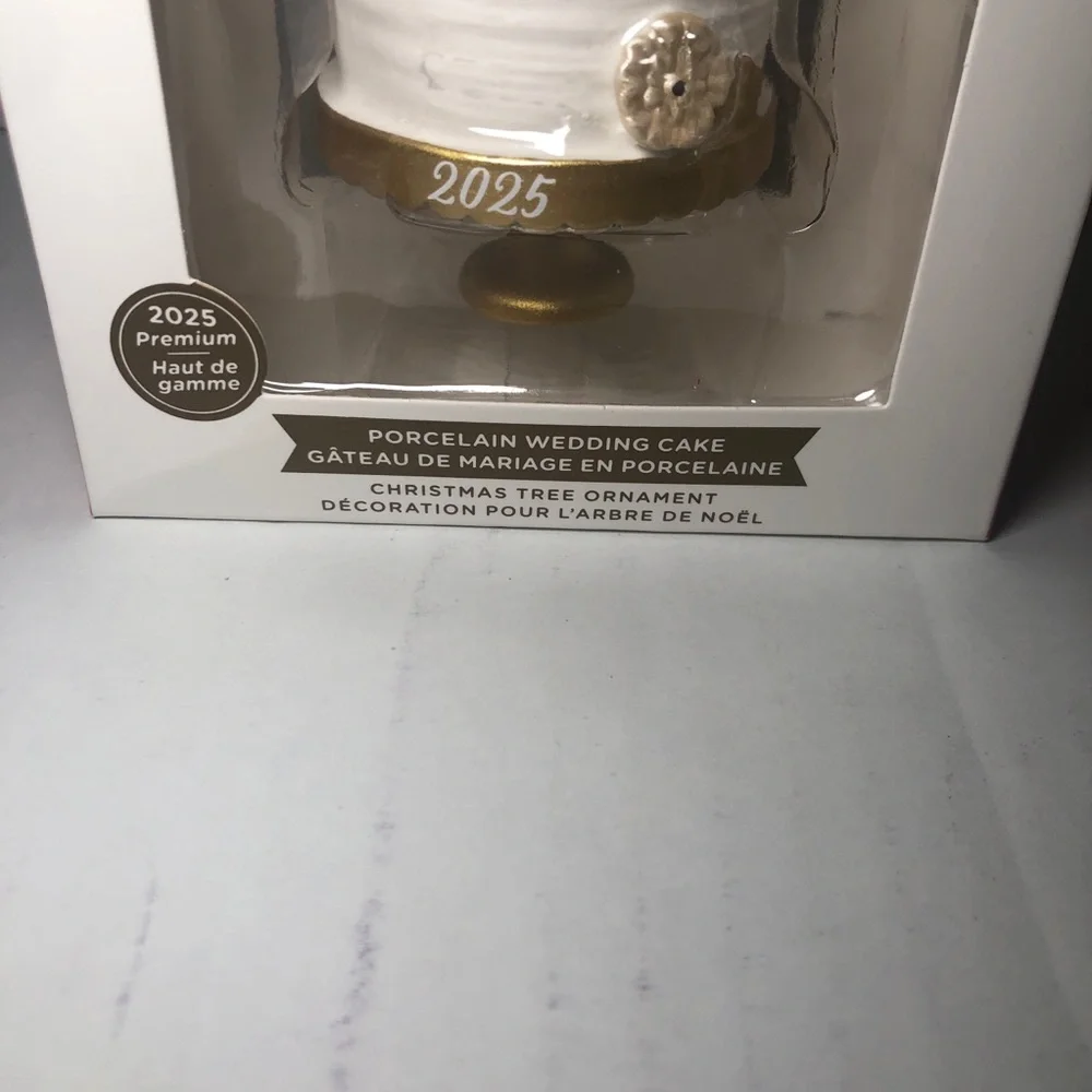 2025 Hallmark Ornaments Premium Porcelain White Wedding 3 Tier Cake Christmas